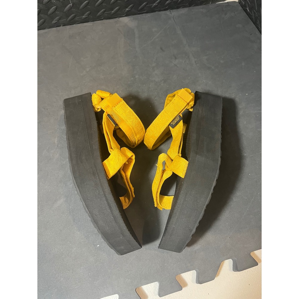 Teva Flatform Universal Sandals Womens 10 Yellow Chunky Platform 1008844 - Picture 5 of 7